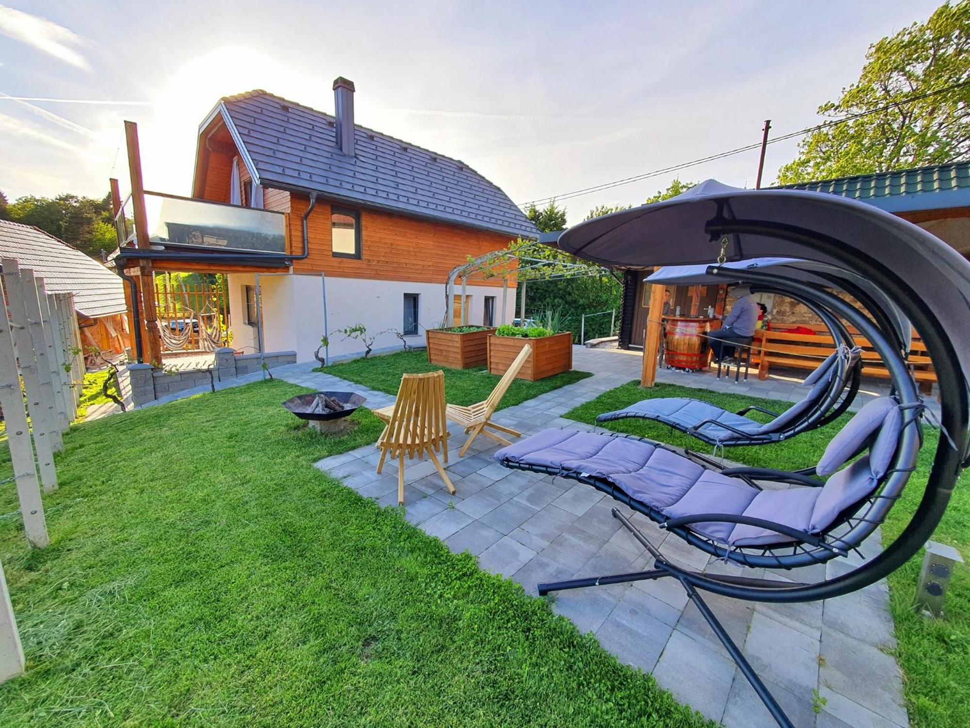 Trebnje Vineyard Cottage Matej מראה חיצוני תמונה